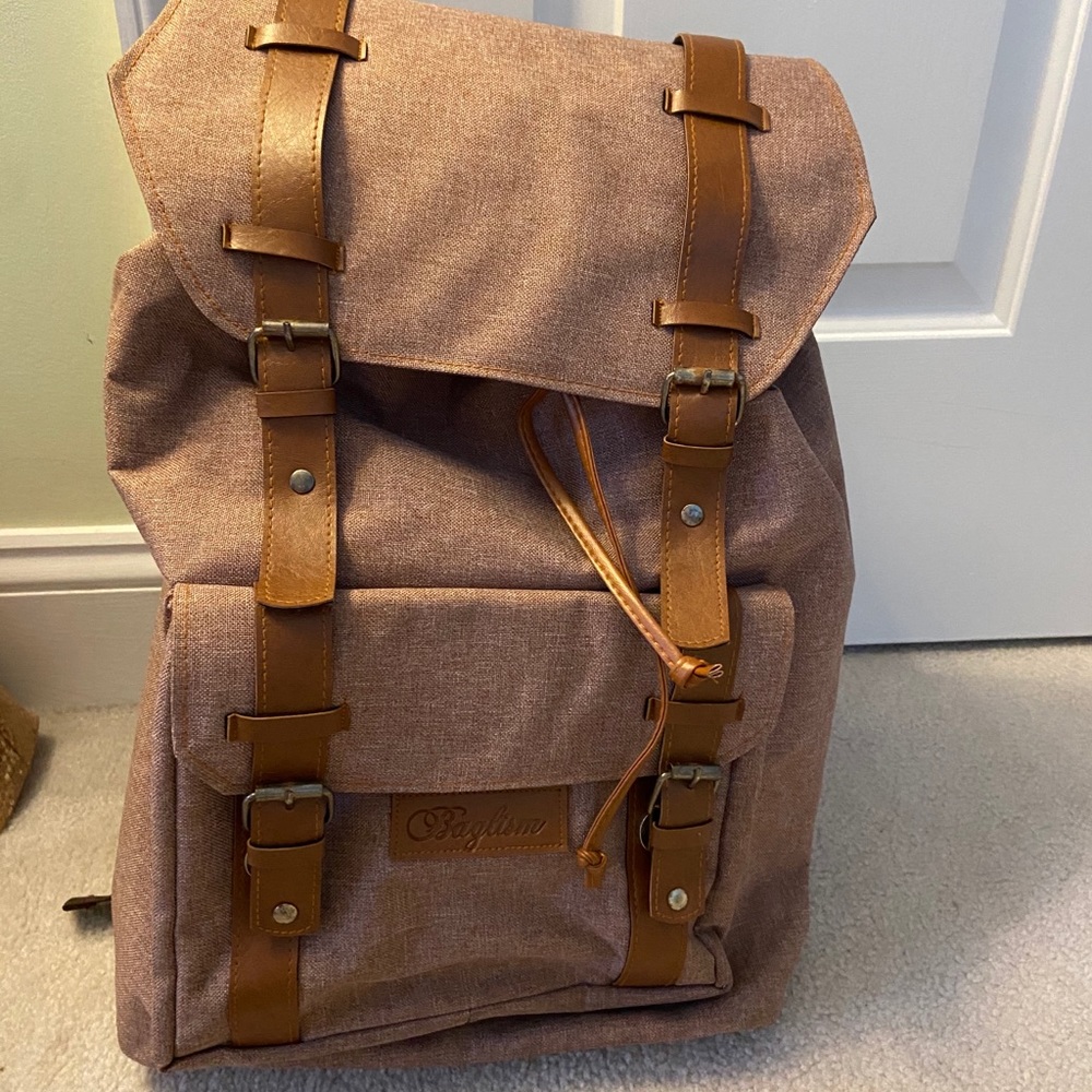 Travel backpack - Picture 4 of 6